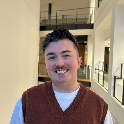 Dr Dan Healy
